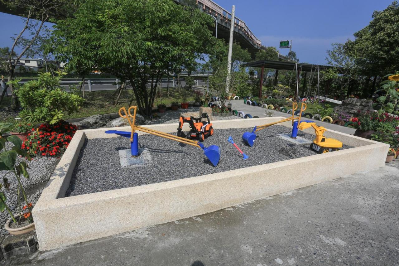 Sweetheart Homestay Luodong Exterior photo